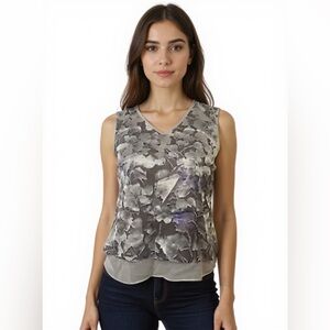 (B-52) Short sleeves Womens top size M floral‎ color simplyvera vera wang